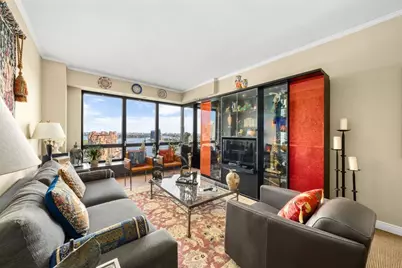 530 E 76th Street #25E, New York City, NY 10021 - Photo 2