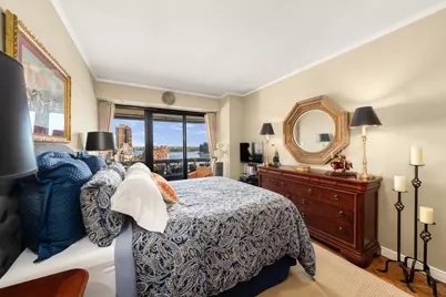 530 E 76th Street #25E, New York City, NY 10021 - Photo 6