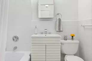 320 E 35th St, New York City, NY 10016 - Photo 6