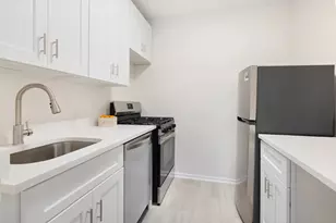 320 E 35th St, New York City, NY 10016 - Photo 4