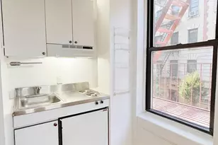 22 Cornelia St, New York City, NY 10014 - Photo 4