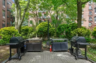 376 West St, New York City, NY 10014 - Photo 12