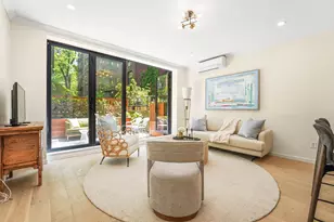 376 West St, New York City, NY 10014 - Photo 1