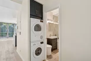 376 West St, New York City, NY 10014 - Photo 8