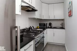 345 E 54th St, New York City, NY 10022 - Photo 8