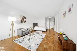 240 E 76th St, New York City, NY 10021 - Photo 4