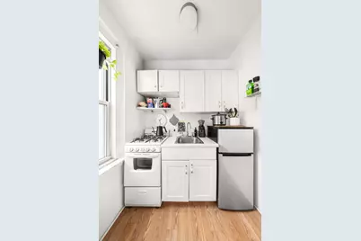 70 Remsen Street #7J, New York City, NY 11201 - Photo 4