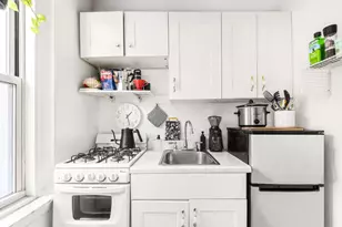 70 Remsen St, New York City, NY 11201 - Photo 4