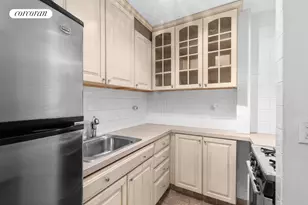 230 E 15th St, New York City, NY 10003 - Photo 4