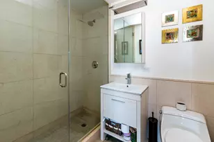 350 W 42nd St, New York City, NY 10036 - Photo 10