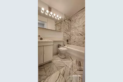 150 E 39th Street #1703, New York City, NY 10016 - Photo 8