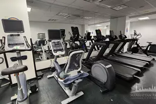 150 E 39th St, New York City, NY 10016 - Photo 16