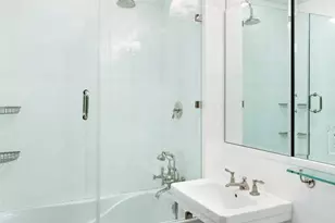 823 Park Ave, New York City, NY 10021 - Photo 12