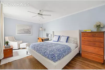 30 E 9th Street #5M, New York City, NY 10003 - Photo 8