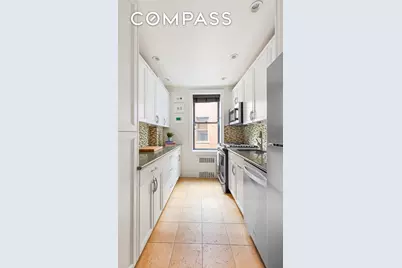 30 E 9th Street #5M, New York City, NY 10003 - Photo 4