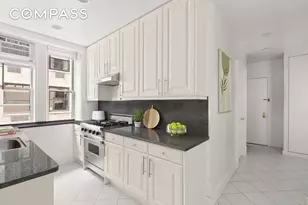 875 Park Ave, New York City, NY 10075 - Photo 10