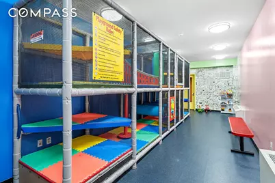 360 Furman Street #724, New York City, NY 11201 - Photo 32