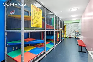 360 Furman St, New York City, NY 11201 - Photo 32