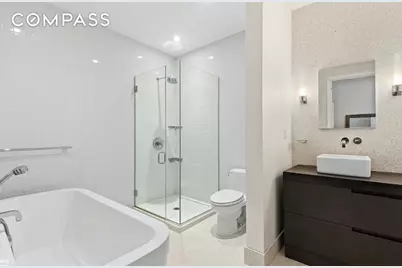 360 Furman Street #724, New York City, NY 11201 - Photo 8