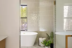 174 Hall St, New York City, NY 11205 - Photo 8