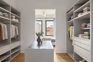 126 W 22nd St, New York City, NY 10011 - Photo 10