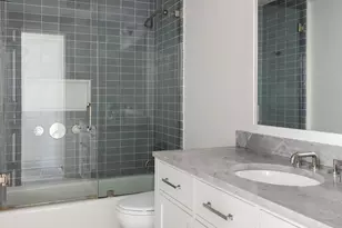 135 W 77th St, New York City, NY 10024 - Photo 22