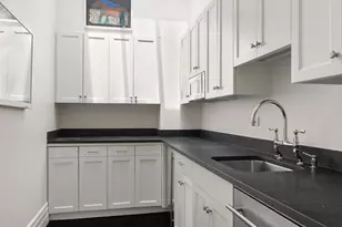 135 W 77th St, New York City, NY 10024 - Photo 28