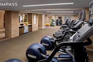 160 Central Park S, New York City, NY 10019 - Photo 10