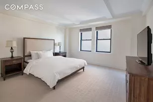160 Central Park S, New York City, NY 10019 - Photo 6