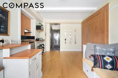 25 Tudor City Place #922, New York City, NY 10017 - Photo 2