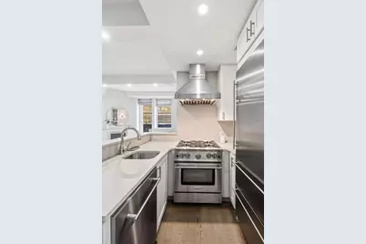 64 E 94th Street #1G, New York City, NY 10128 - Photo 6