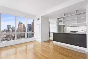 350 W 42nd St, New York City, NY 10036 - Photo 4