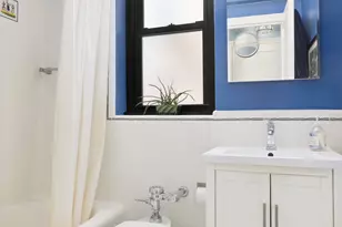 235 E 22nd St, New York City, NY 10010 - Photo 4