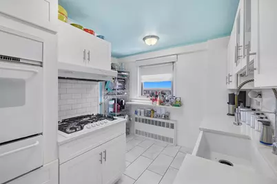 1020 Grand Concourse #12V, New York City, NY 10452 - Photo 2
