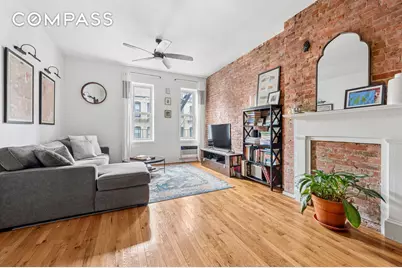 331 E 92nd Street #4B, New York City, NY 10128 - Photo 1