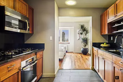 425 5th Avenue #65-A, New York City, NY 10016 - Photo 6
