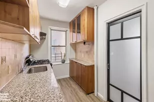 75-40 Austin St, New York City, NY 11375 - Photo 4