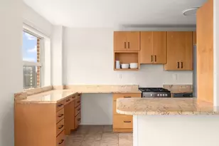 80 La Salle St, New York City, NY 10027 - Photo 2