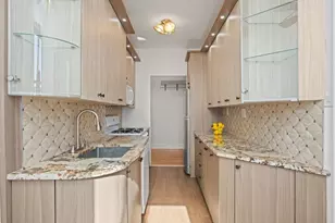 7101 Shore Rd, New York City, NY 11209 - Photo 2