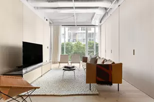 165 Charles St, New York City, NY 10014 - Photo 10