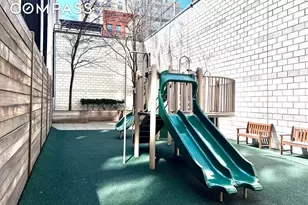 360 E 88th St, New York City, NY 10128 - Photo 36
