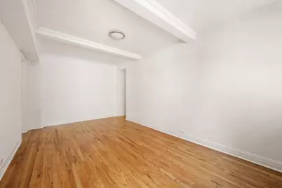 333 E 43rd Street #910, New York City, NY 10017 - Photo 2