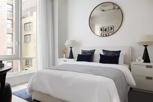 135 E 47th St, New York City, NY 10017 - Photo 4