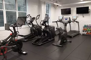 320 E 57th St, New York City, NY 10022 - Photo 12