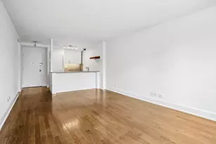 275 W 96th St, New York, NY 10025 - Photo 4