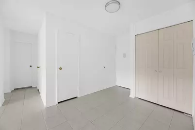 370 Ocean Parkway #2L, New York City, NY 11218 - Photo 6