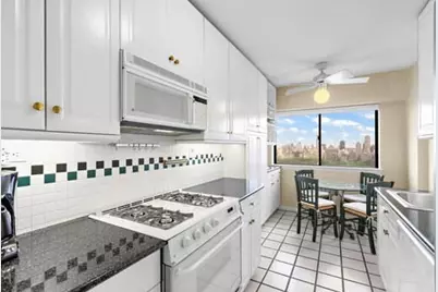 45 W 67th Street #29A, New York City, NY 10023 - Photo 10