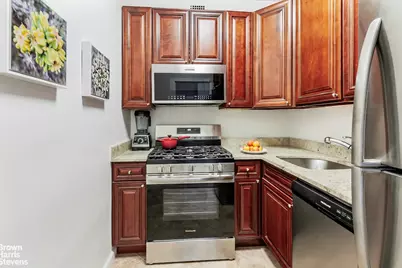 555 Kappock Street #1R, New York City, NY 10463 - Photo 8