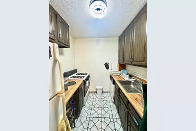 118-17 Union Turnpike #7-D, New York City, NY 11375 - Photo 6