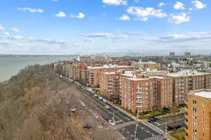9411 Shore Rd, New York City, NY 11209 - Photo 4